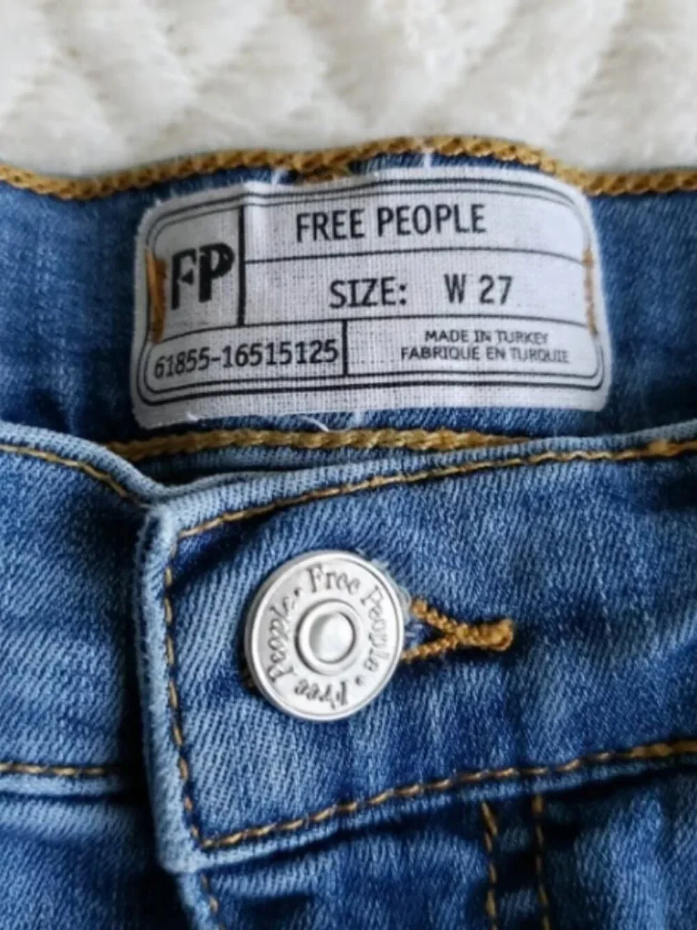 FREE PEOPLE Size 27 Light Blue Wash High-Rise Busted Knee Ripped Skinny Jeans 4
